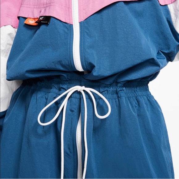 Nike Sportswear Icon Clash Womens Woven Track Jacket - Picture 7 of 9